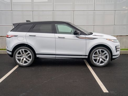 Used 2020 Land Rover Range Rover Evoque First Edition image 8