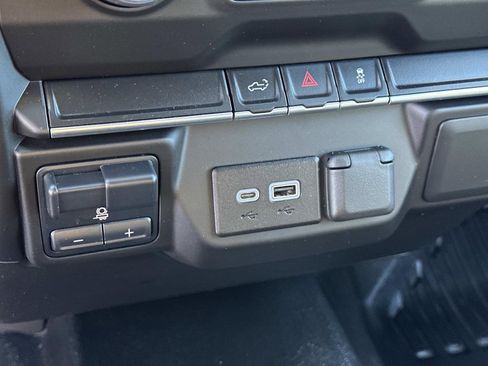 Used 2023 Chevrolet Silverado 3500 W/T w/ Gooseneck/5TH Wheel Package image 15