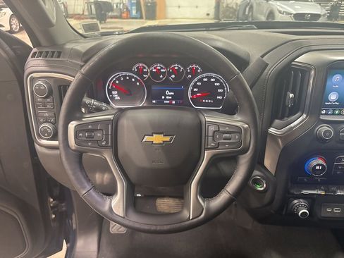 Used 2021 Chevrolet Silverado 1500 LT image 6