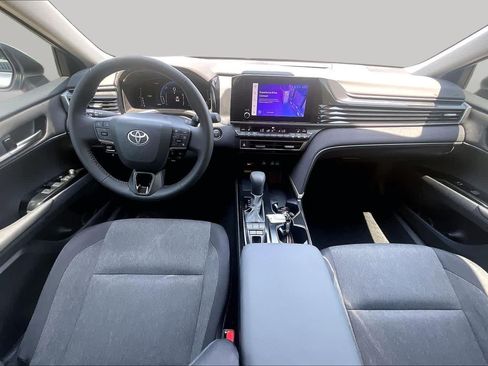Used 2026 Toyota Camry LE w/ Convenience Package FWD image 15