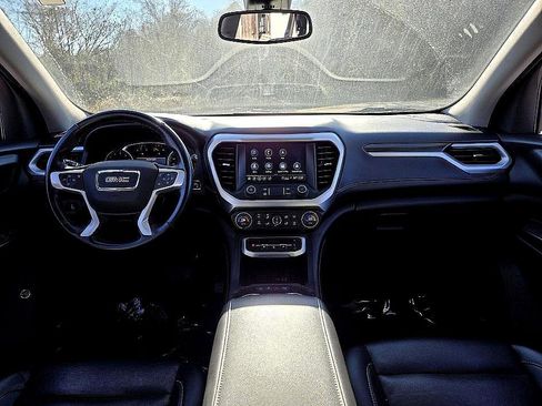 Used 2023 GMC Acadia SLT image 11