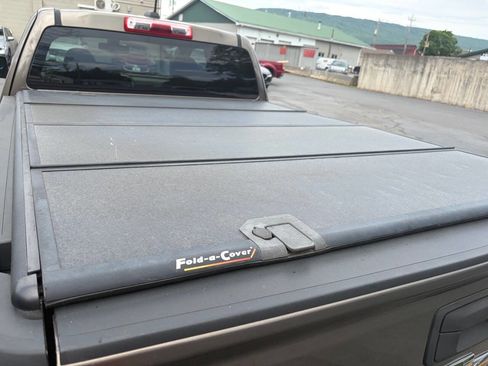 Used 2016 Chevrolet Colorado LT RWD image 11