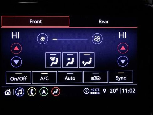 Used 2023 Chevrolet Traverse RS image 36