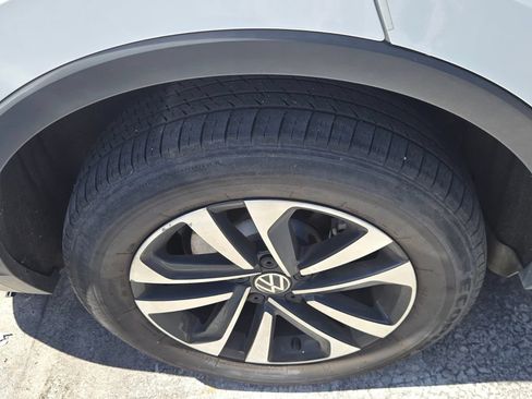 Used 2022 Volkswagen Tiguan S AWD/4WD image 8