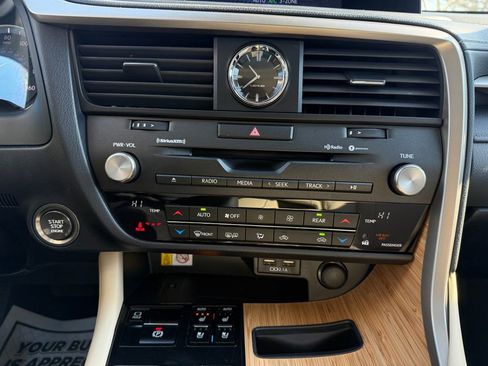 Used 2022 Lexus RX 350L FWD w/ Premium Package image 23