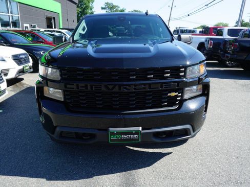Used 2021 Chevrolet Silverado 1500 Custom w/ Safety Confidence Package AWD/4WD image 3