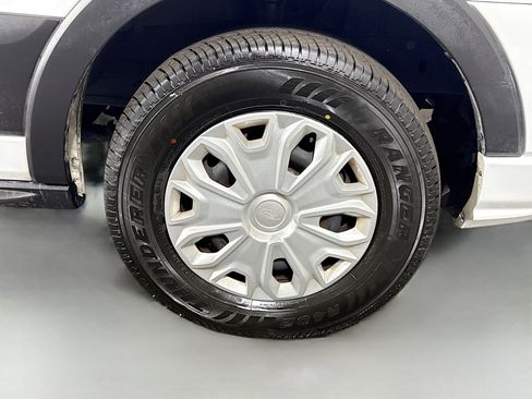 Used 2023 Ford Transit 350 XLT image 30