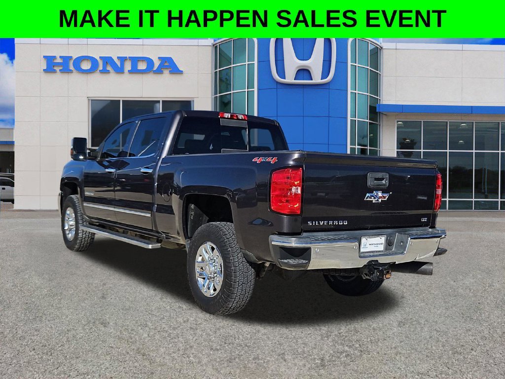 Used 2016 Chevrolet Silverado 2500 LTZ w/ Duramax Plus Package AWD/4WD image 5