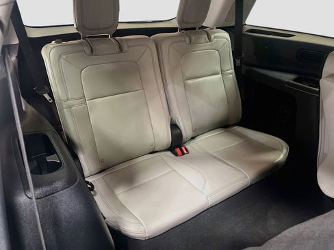 Used 2025 Lincoln Aviator Reserve w/ Equipment Group 201A AWD/4WD image 29