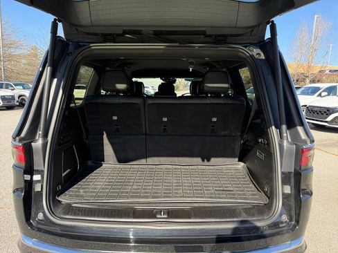 Used 2022 Jeep Wagoneer Series III image 18