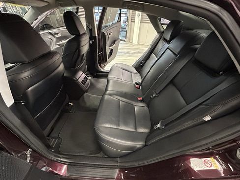 Used 2018 Toyota Avalon XLE image 47
