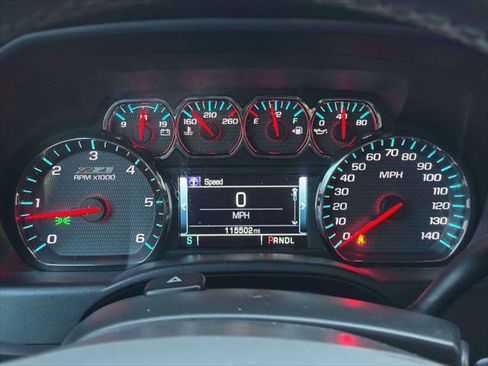 Used 2018 Chevrolet Silverado 1500 LT w/ All Star Edition image 24