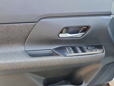 New 2026 Nissan Kicks SV image 10