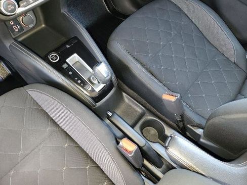 Certified 2020 Nissan Kicks SV image 21