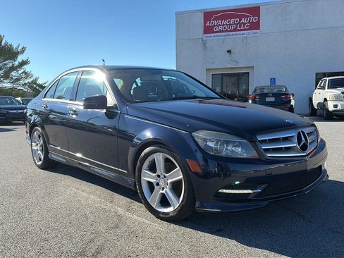 Used 2011 Mercedes-Benz C 300 4MATIC Sedan image 6