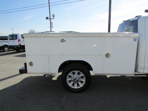 Used 2021 Ford F350 XLT image 8