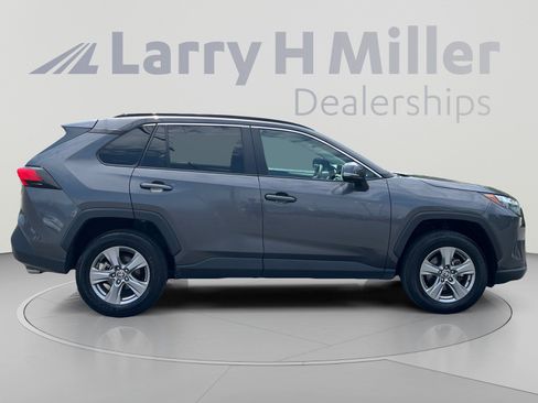 Used 2024 Toyota RAV4 XLE AWD/4WD image 6