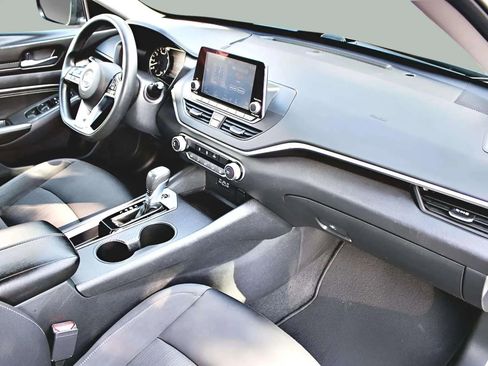 Used 2020 Nissan Altima 2.5 S image 26
