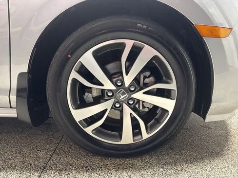 Used 2023 Honda Odyssey Touring image 30