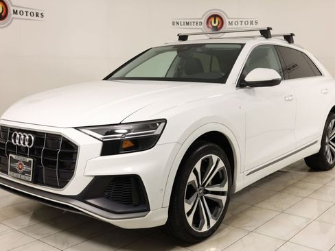 Used 2022 Audi Q8 Premium Plus AWD/4WD image 5