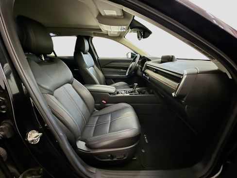 Used 2025 MAZDA CX-50 AWD 2.5 S w/ Premium Plus Pkg image 34