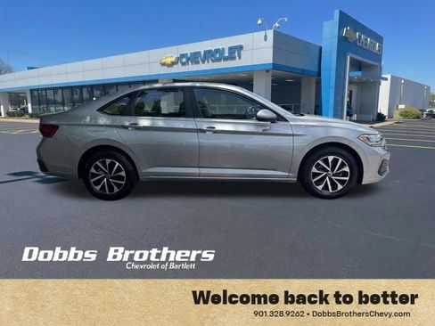 Used 2024 Volkswagen Jetta S FWD image 9