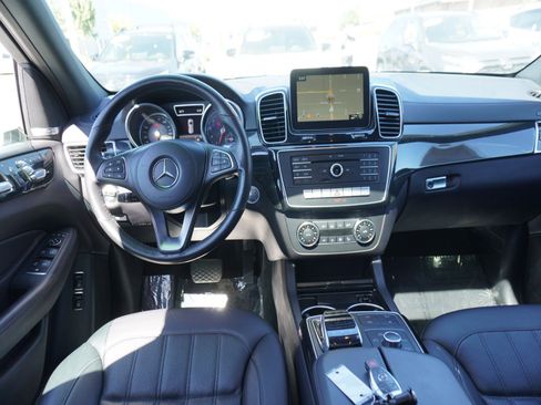 Used 2017 Mercedes-Benz GLS 450 4MATIC image 2