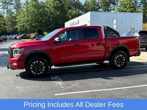Used 2021 Nissan Titan PRO-4X w/ Pro-4x Convenience Package AWD/4WD image 5