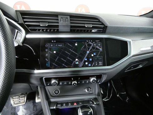Used 2025 Audi Q3 2.0T Premium Plus w/ Premium Plus Package image 18