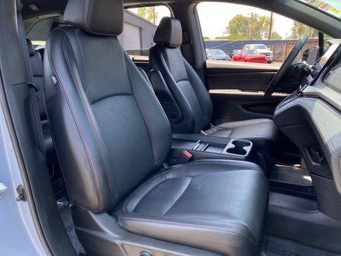 Used 2024 Honda Odyssey Sport image 22