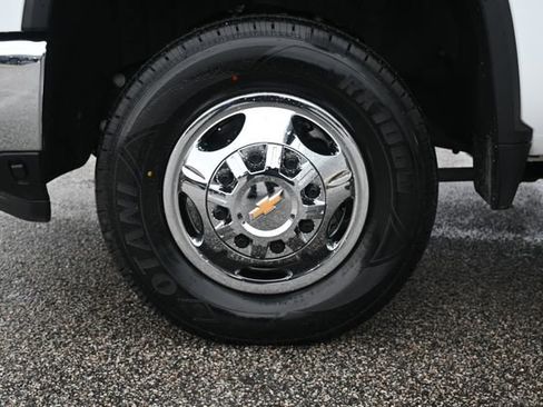 Used 2025 Chevrolet Silverado 3500 LT w/ All Star Edition image 27