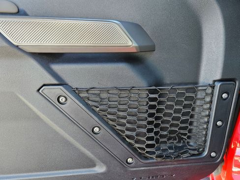 Used 2023 Ford Bronco Wildtrak image 13