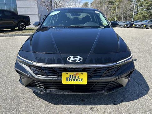 New 2026 Hyundai Elantra SE FWD image 28