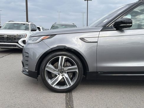Used 2022 Land Rover Discovery HSE R-Dynamic AWD/4WD image 9