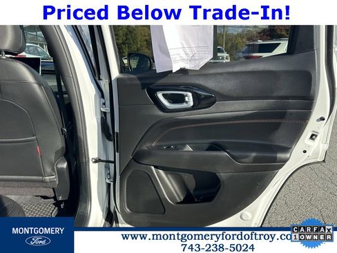 Used 2024 Jeep Compass Trailhawk image 17