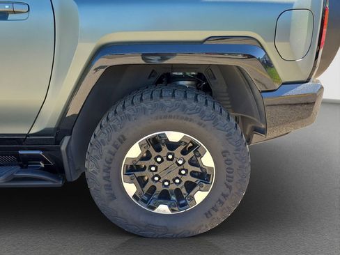 Used 2024 GMC Hummer EV 3X w/ Extreme Off-Road Package AWD/4WD image 5