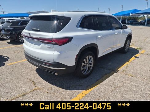 Used 2026 Buick Enclave Preferred FWD image 18