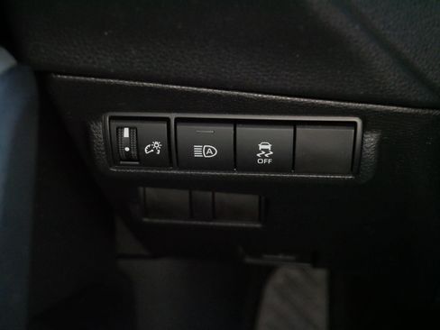 Certified 2026 Toyota Corolla Cross LE AWD/4WD image 27