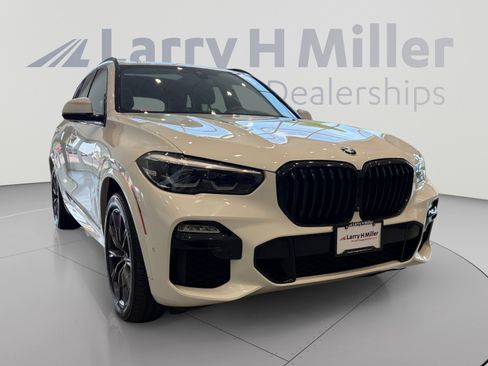 Used 2021 BMW X5 xDrive40i w/ M Sport Package AWD/4WD image 7