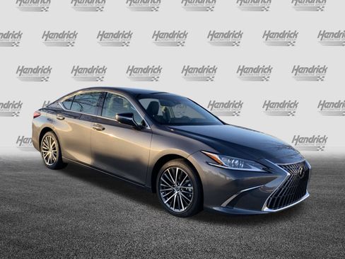 Used 2025 Lexus ES 350 w/ Premium Package image 2