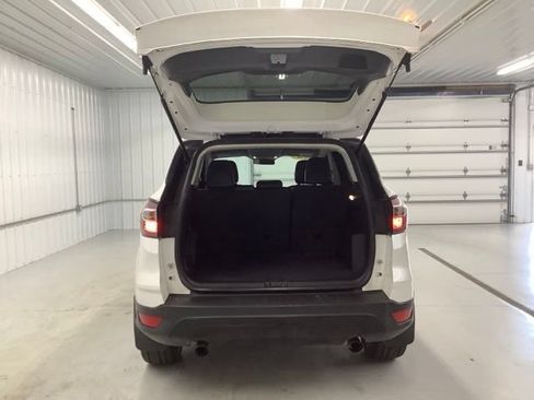 Used 2018 Ford Escape SE w/ SE Sport Appearance Package AWD/4WD image 6