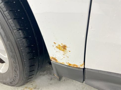 Used 2015 Chevrolet Equinox LT image 33