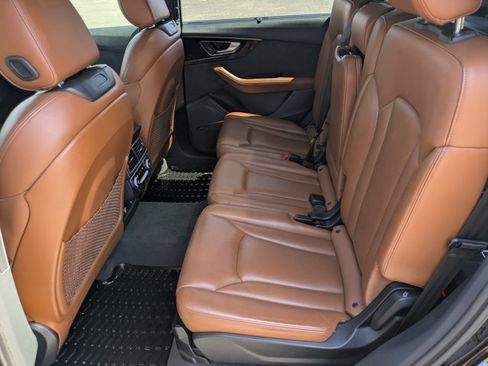 Used 2018 Audi Q7 3.0T Prestige AWD/4WD image 18