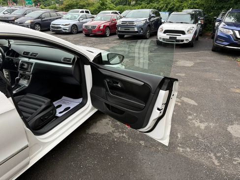 Used 2012 Volkswagen CC R-Line FWD image 14