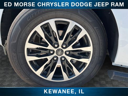 Used 2025 Ford Expedition Max Platinum AWD/4WD image 14