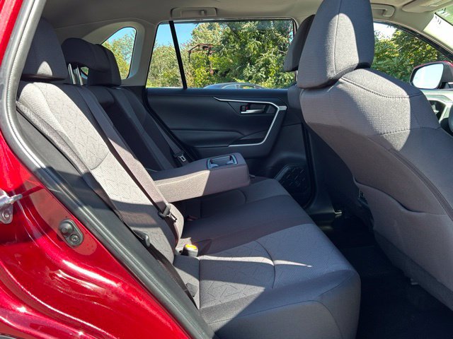 Used 2019 Toyota RAV4 XLE w/ All Weather Liner Package AWD/4WD image 36