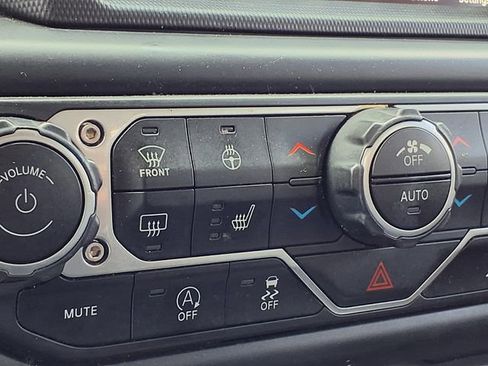 Used 2020 Jeep Gladiator Rubicon AWD/4WD image 5