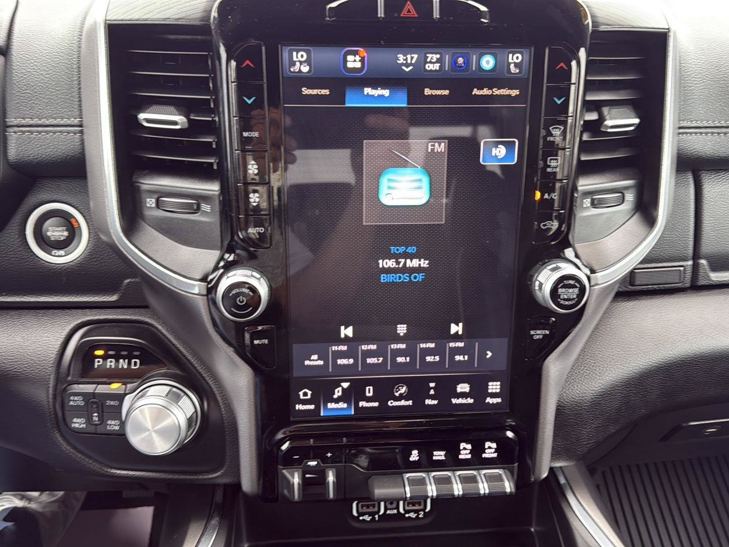 Used 2023 RAM 1500 Laramie AWD/4WD image 18