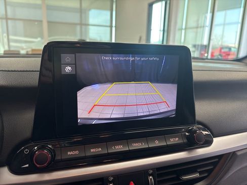 Used 2023 Kia Forte LXS image 19