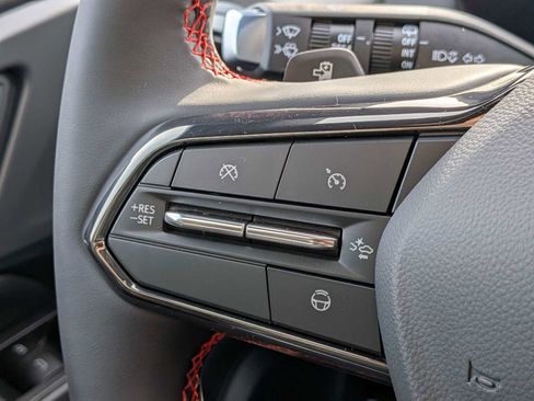 New 2026 Chevrolet Equinox EV RS image 25